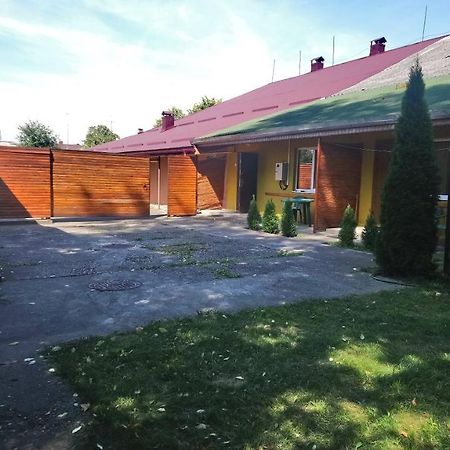Садиба У Яноша Vynohradiv Exterior photo